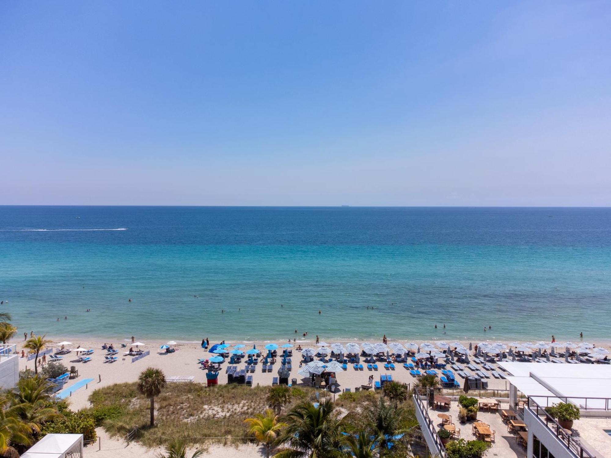 Wake Up To The Sound Of Waves In A Stylish Condo In A Luxury Resort Голливуд Экстерьер фото