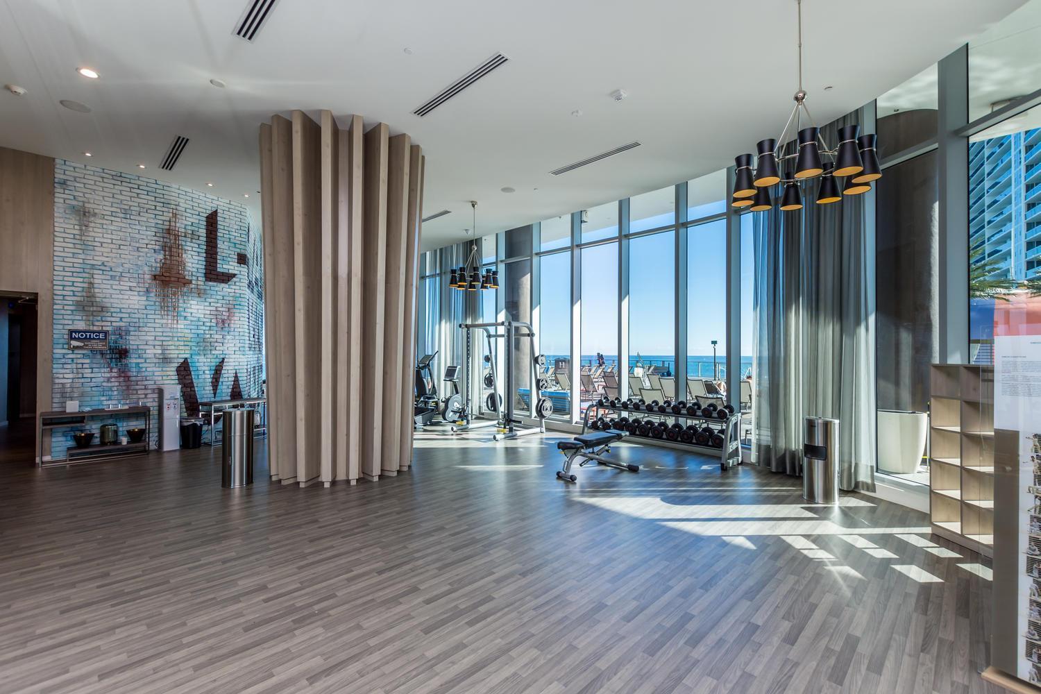 Wake Up To The Sound Of Waves In A Stylish Condo In A Luxury Resort Голливуд Экстерьер фото