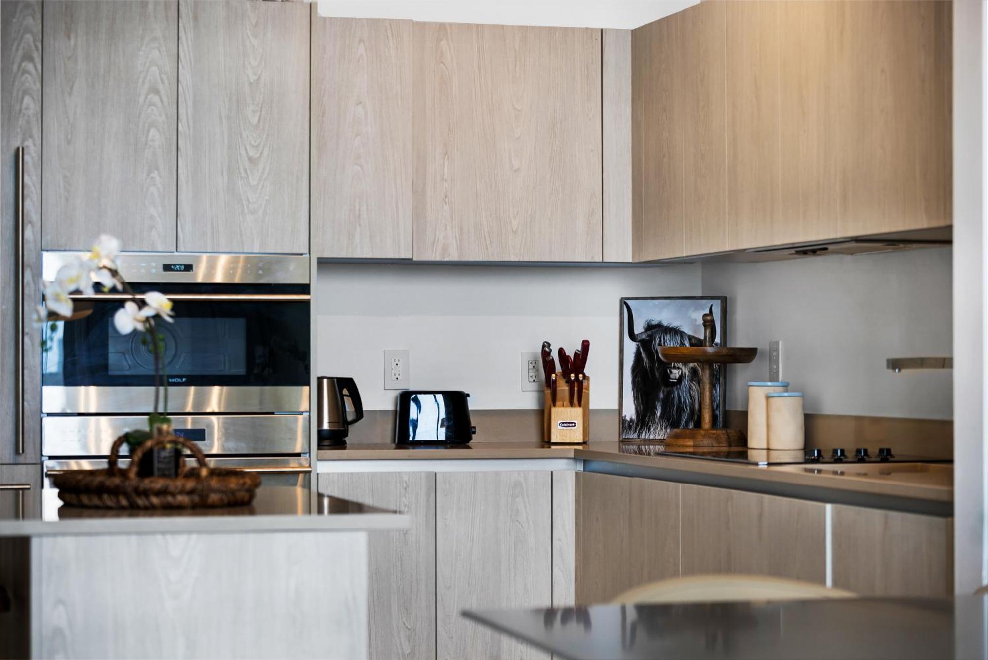 Wake Up To The Sound Of Waves In A Stylish Condo In A Luxury Resort Голливуд Экстерьер фото